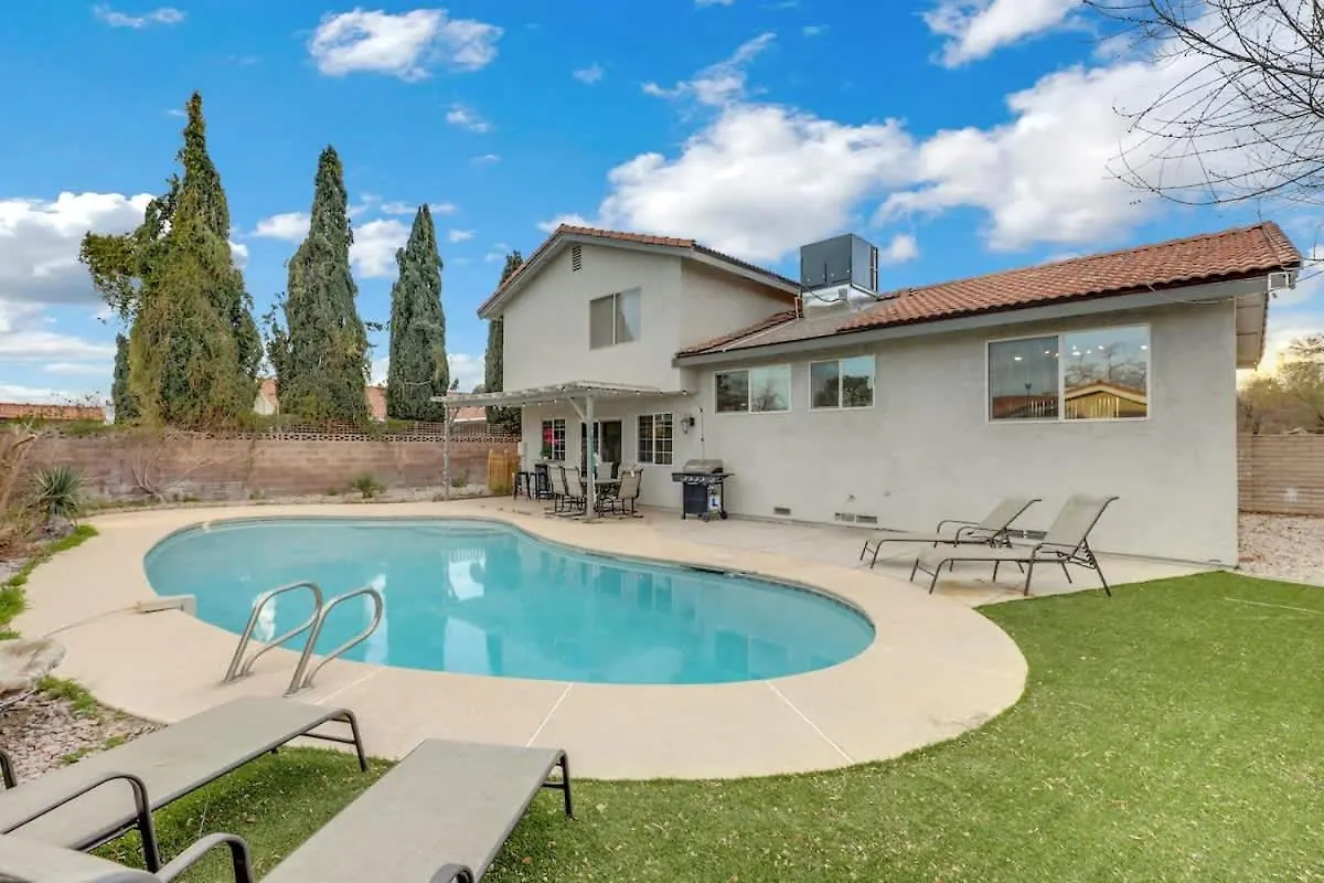 Midcentury Modern Home With Pool 10 Min To Strip Great For Family Las Vegas